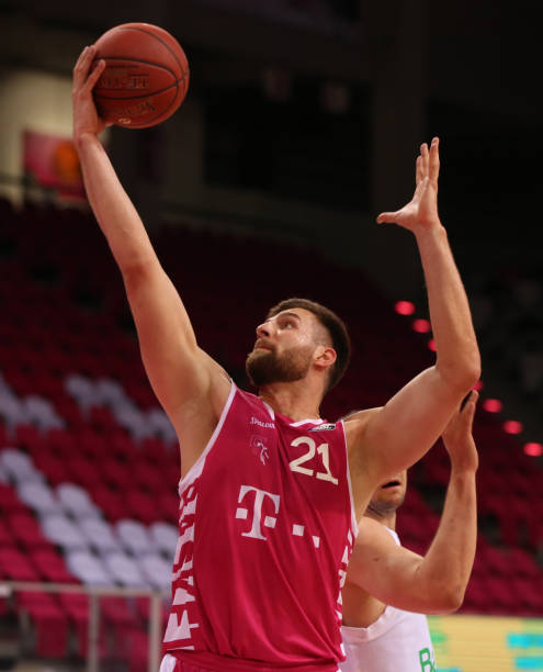 阵容调整和 阵容调整和